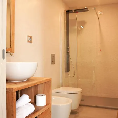 Al 33 - Luxury Gasthuis 3*