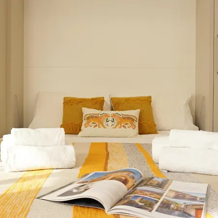 Al 33 - Luxury Affittacamere 3*