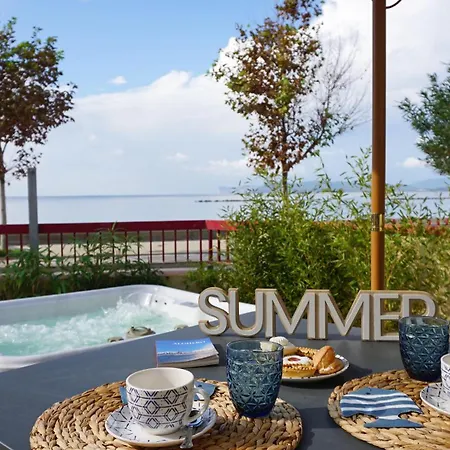 Al 33 - Luxury بيت ضيافة